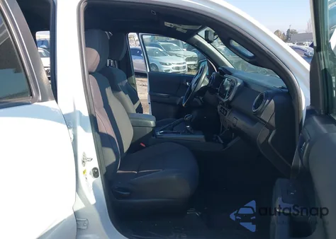 2016 Toyota Tacoma Trd Sport z USA, uszkodzony, nr VIN 3TMAZ5CN6GM005824